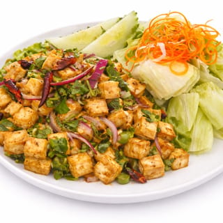 Larb Tao Hoo (Tofu Salad)